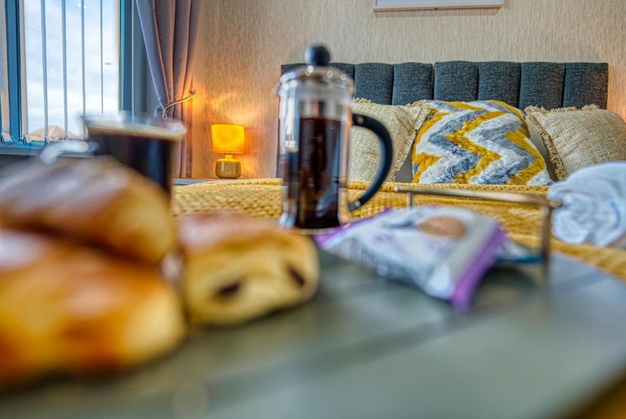 Stylish House - B'Ham Airport And Nec, Jlr Solihull, Business & Leisure Stays - Aspen House Buitenkant foto