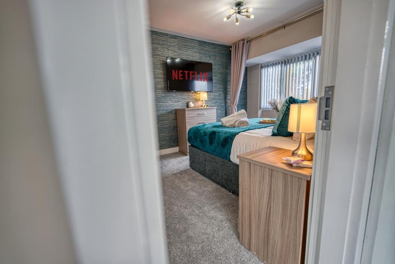 Stylish House - B'Ham Airport And Nec, Jlr Solihull, Business & Leisure Stays - Aspen House Kamer foto