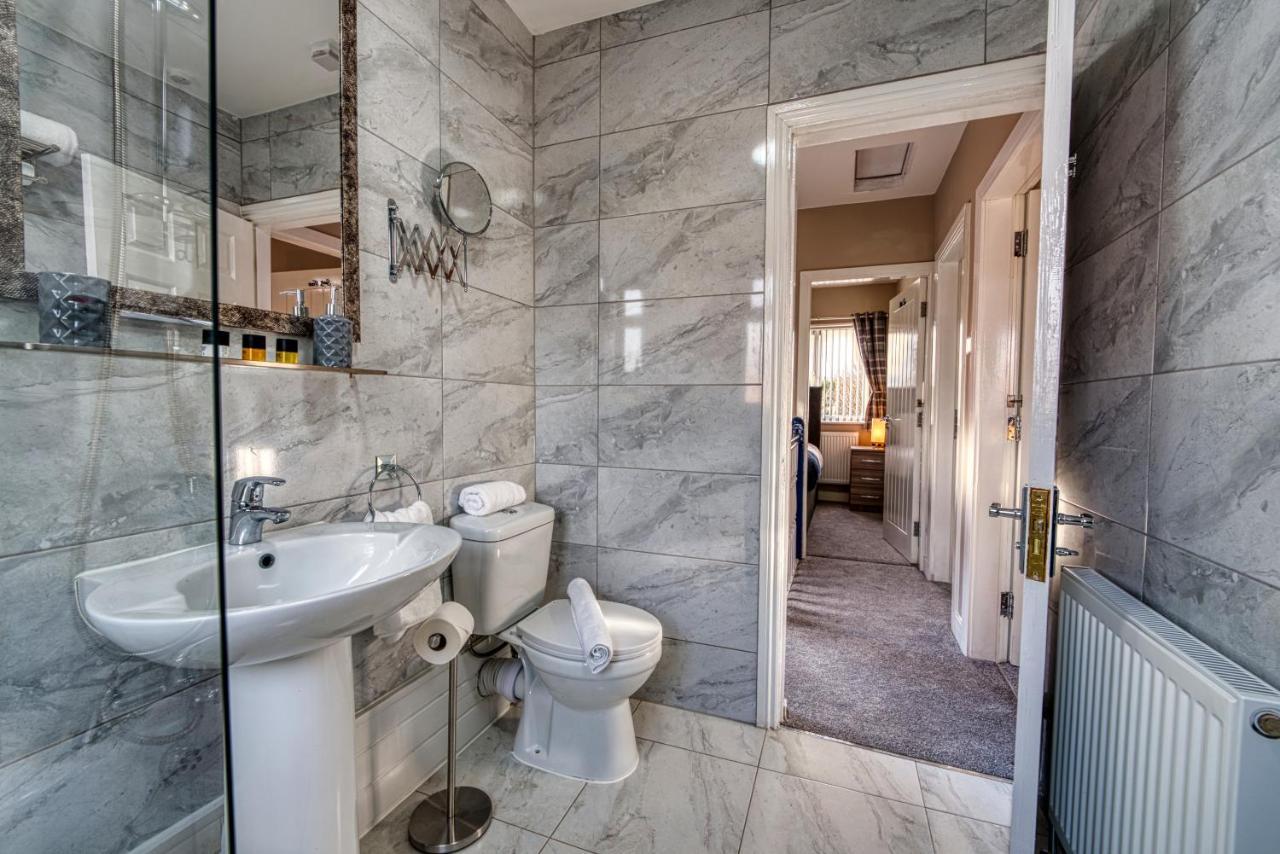 Stylish House - B'Ham Airport And Nec, Jlr Solihull, Business & Leisure Stays - Aspen House Kamer foto