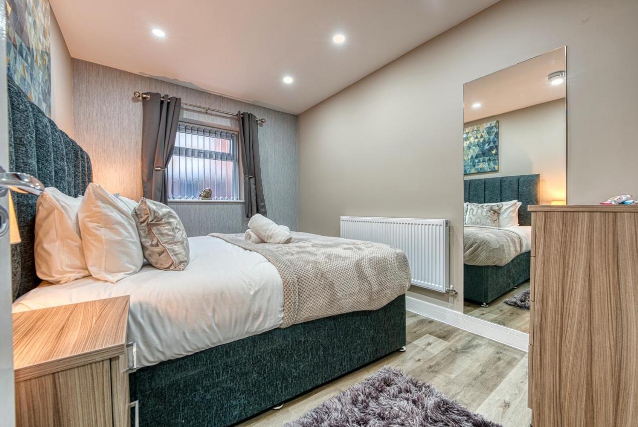 Stylish House - B'Ham Airport And Nec, Jlr Solihull, Business & Leisure Stays - Aspen House Kamer foto
